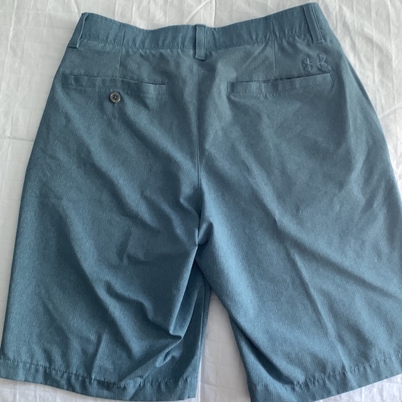 Under Armour Boys golf shorts - Picture 6 of 7